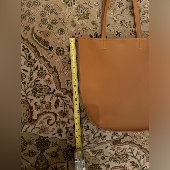 Women's Old Navy Feux Leather Purse - Picture 7 of 11